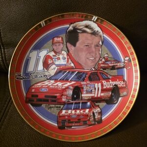 SET OF 5 NASCAR PLATES (SEE ALL PHOTOS)